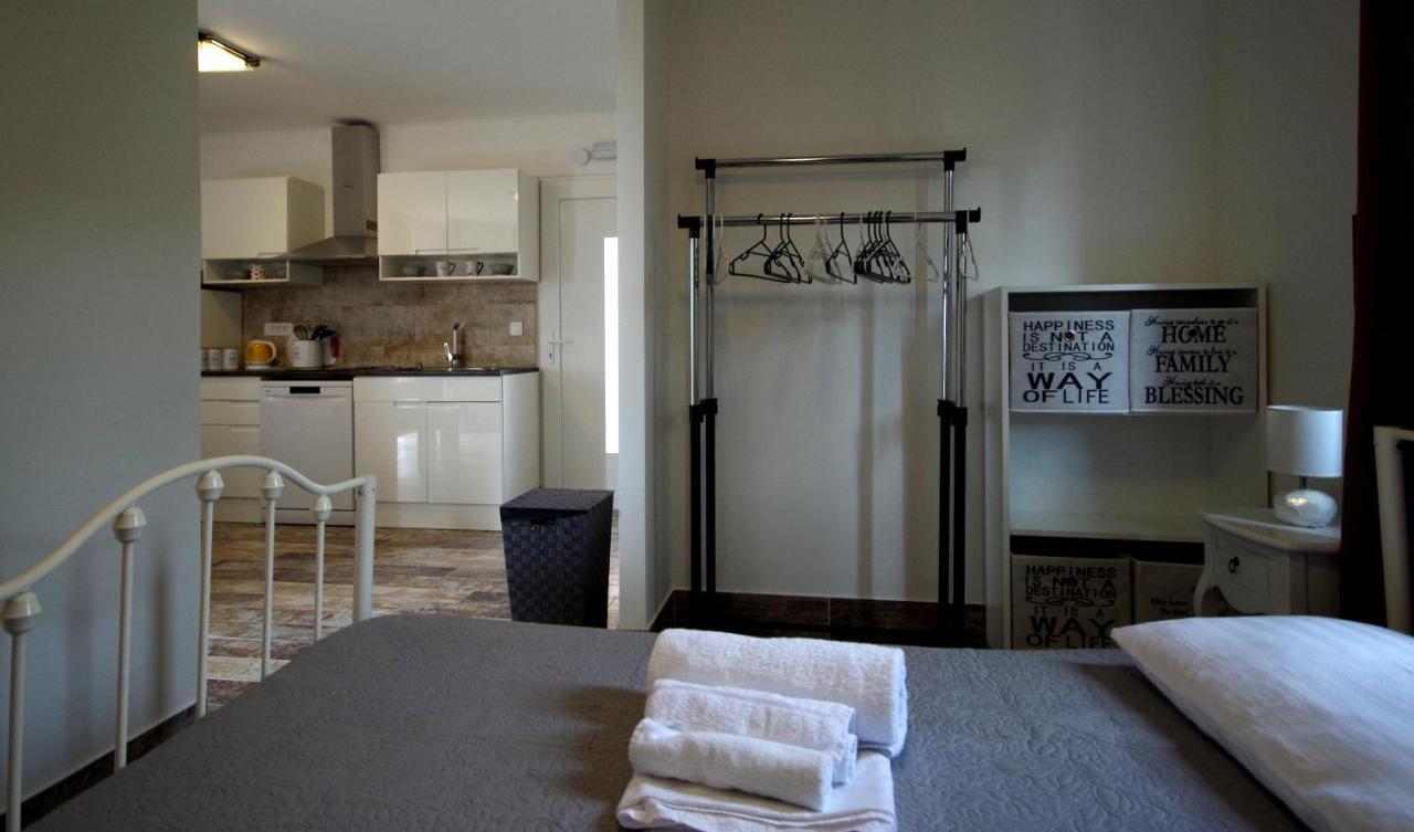 Sandra Apartments Konavle Екстер'єр фото