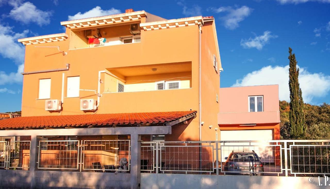 Sandra Apartments Konavle Екстер'єр фото