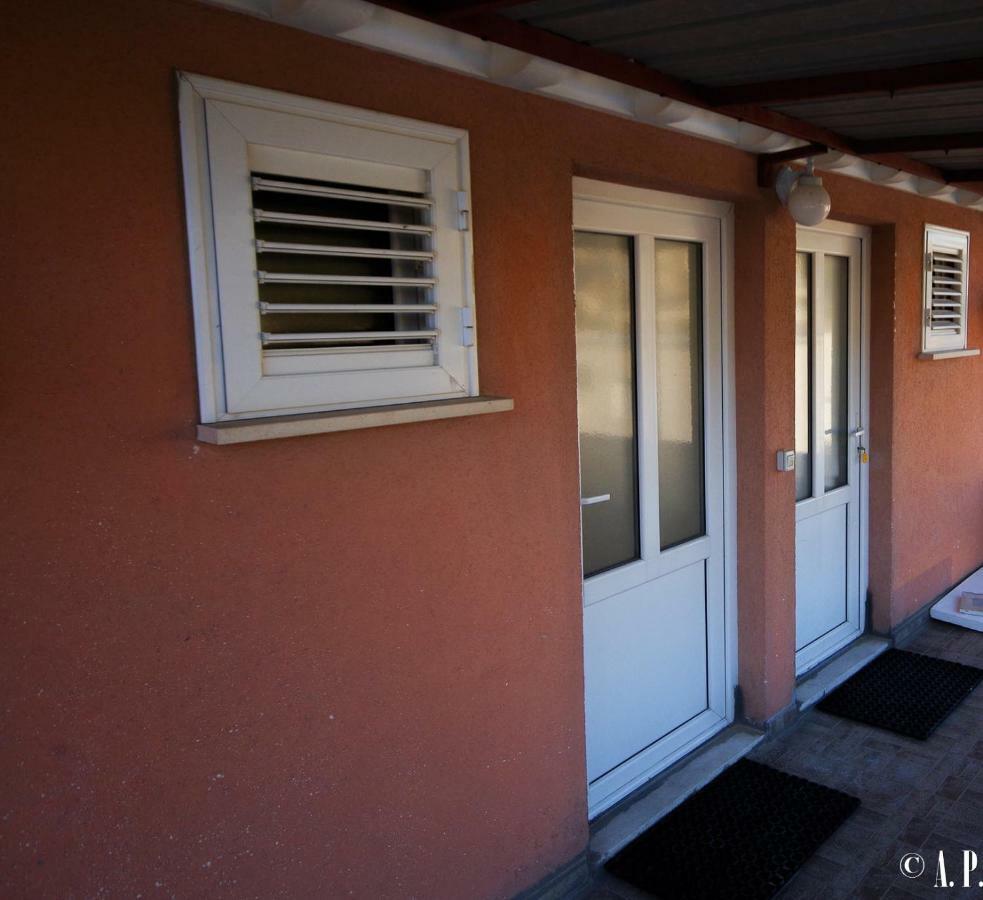 Sandra Apartments Konavle Екстер'єр фото
